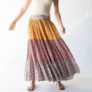 Natural Life Floral Tiered Maxi Skirt – Size Large (12–14)